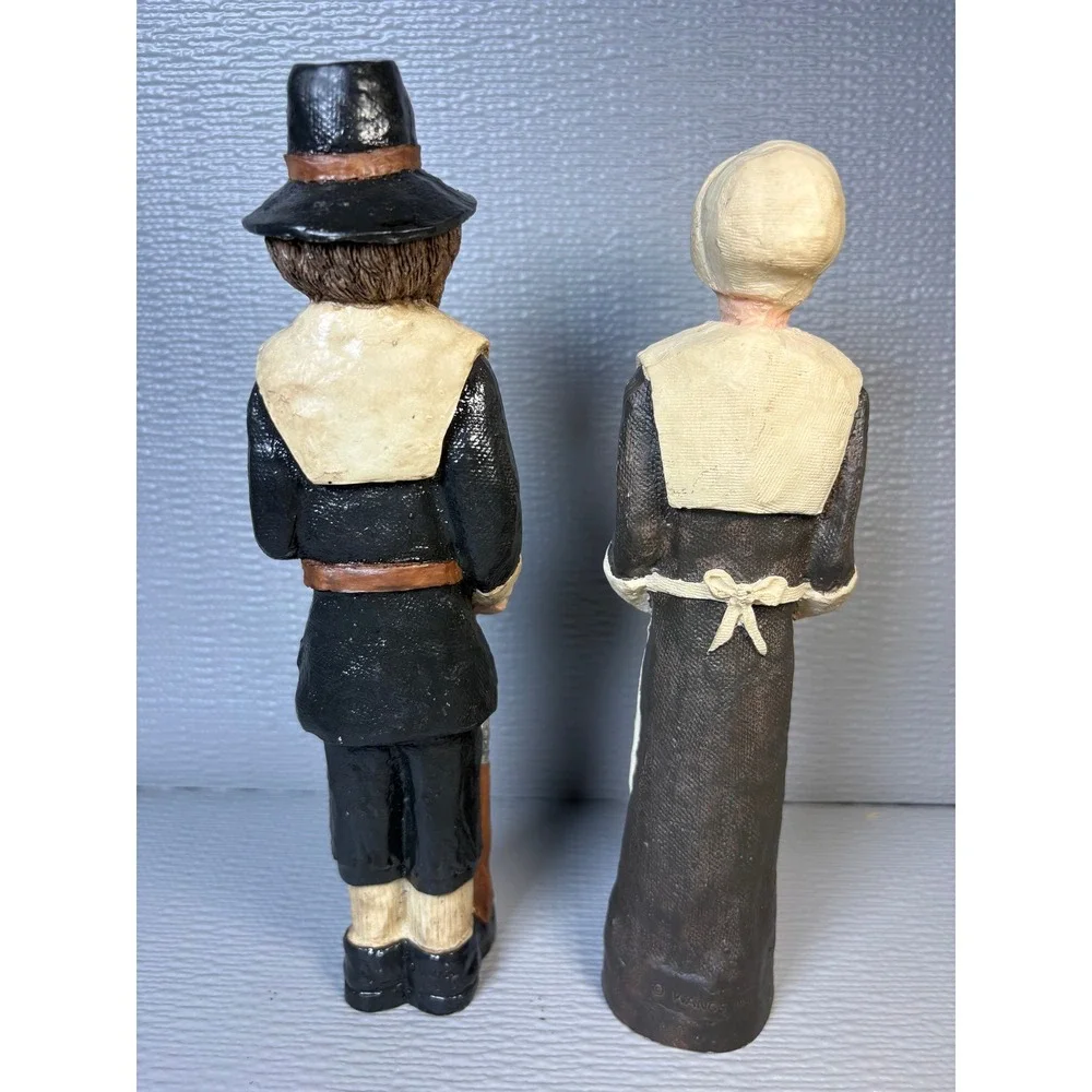Vintage 1991 Wangs International Pilgrim Couple‎ Thanksgiving Figurines 9.5